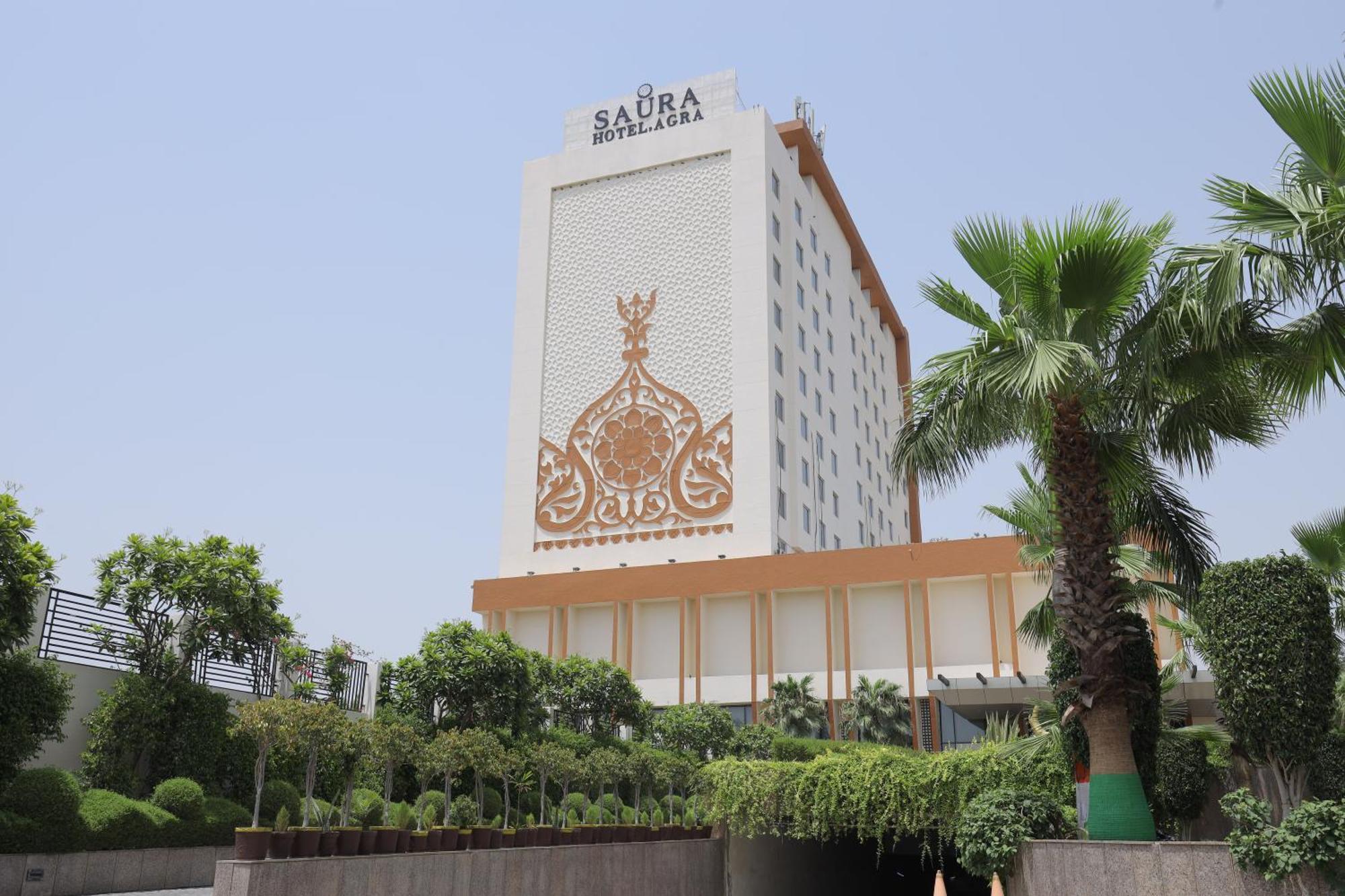 Saura Hotel, Agra - A Club Mahindra Associate Exteriér fotografie
