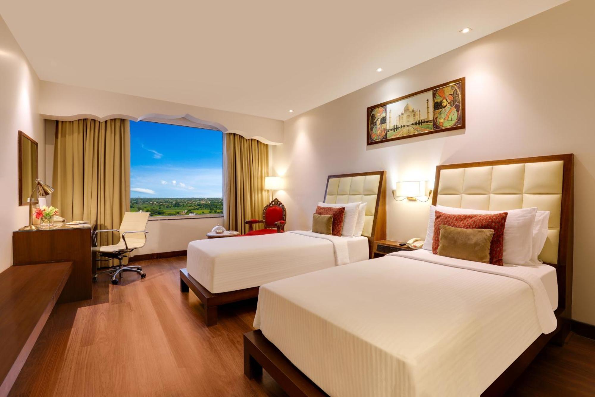 Saura Hotel, Agra - A Club Mahindra Associate Exteriér fotografie